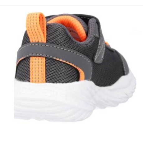 Sárga gumis díszfűzős szürke Skechers fiú cipő 22, 23 méretben
